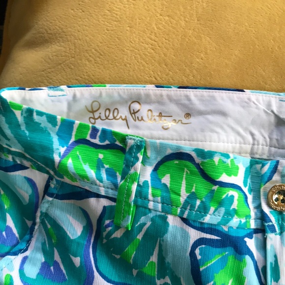 Lily Pulitzer shorts - Picture 1 of 3